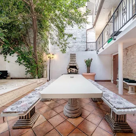 Apartamento Heritage In Center With Pool