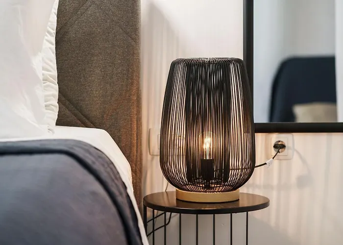 Heritage In Center With Pool Vodice