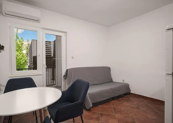 Heritage In Center With Pool Lejlighed Vodice