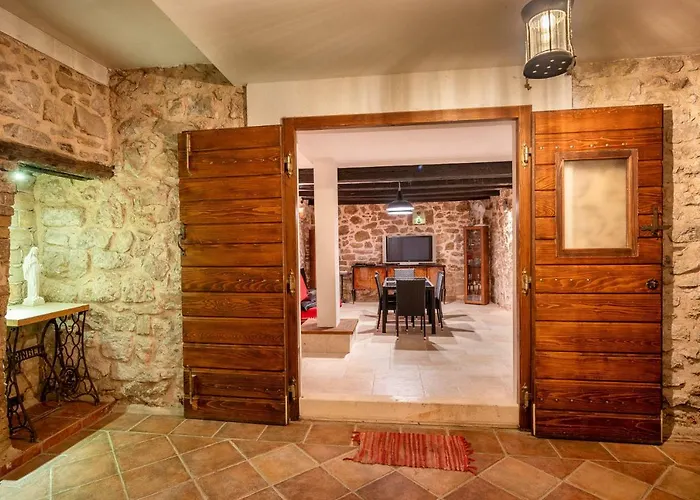 Heritage In Center With Pool * Vodice