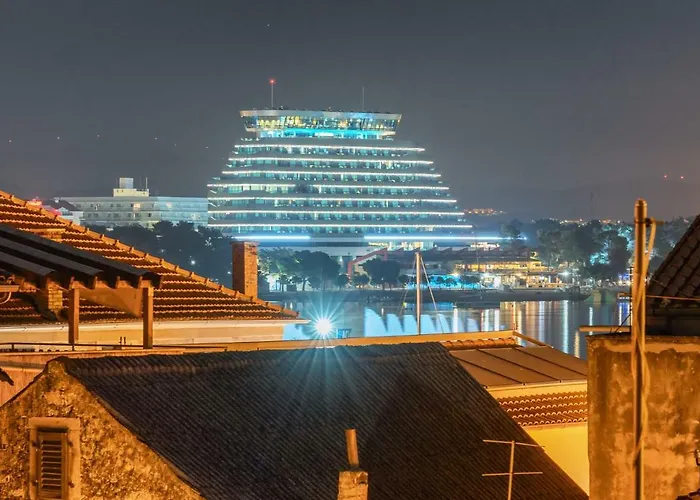 Heritage In Center With Pool Lejlighed *