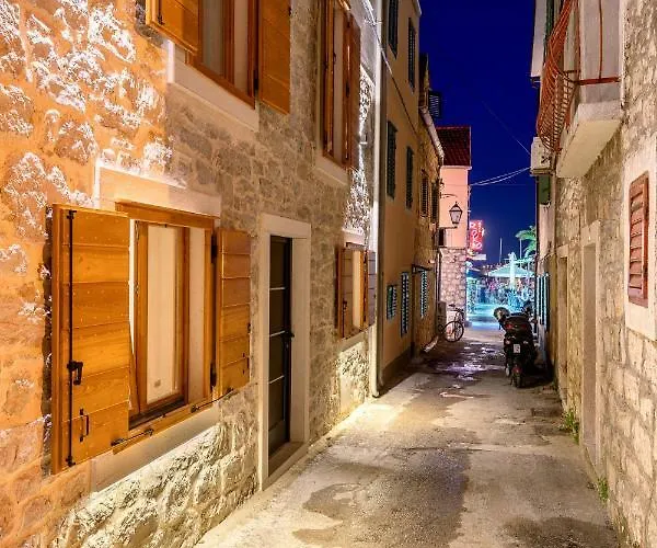 Heritage In Center With Pool Lejlighed *